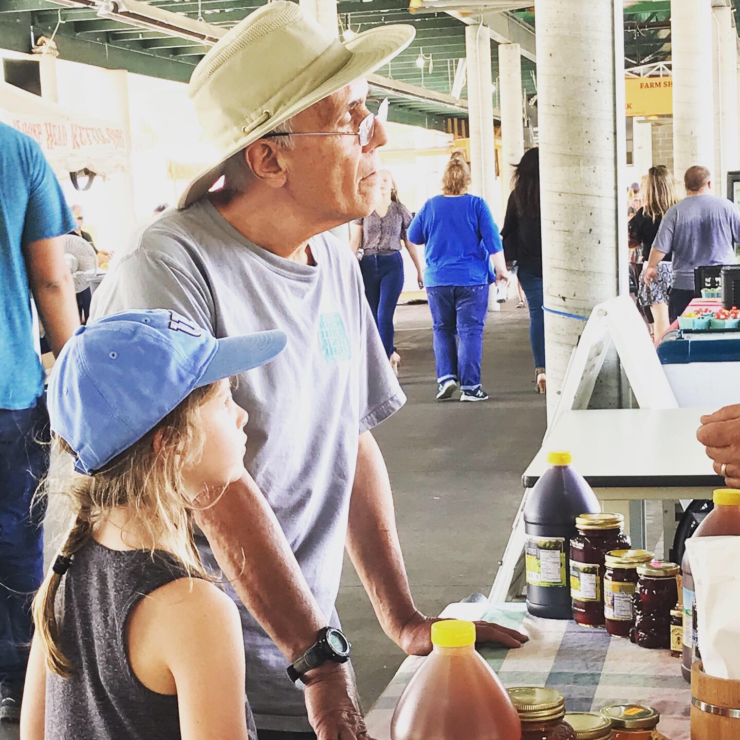 25D56252-0A2B-4CBD-9A11-B93B237787BD